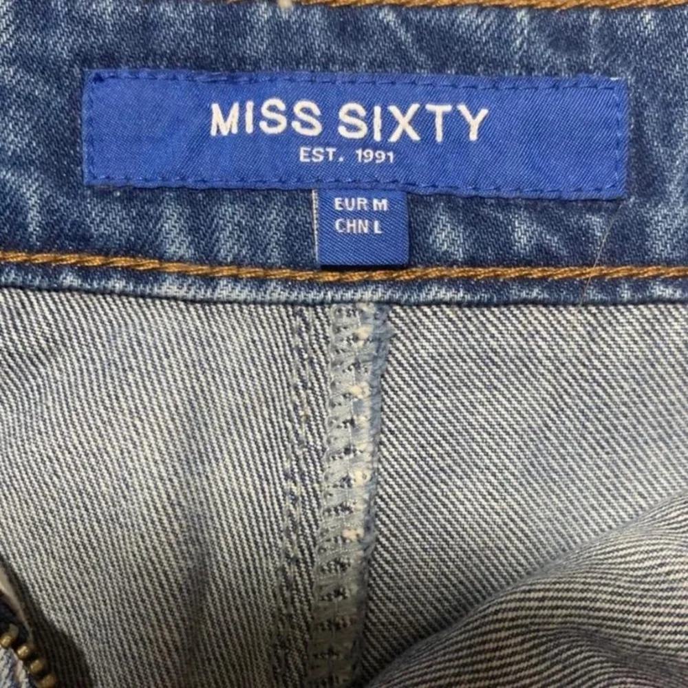 Archive Miss Sixty Denim Culotte Mini Skirt Y2K-Adjacent Button Front Size M 29 - Picture 10 of 16
